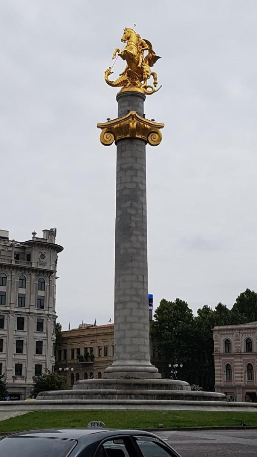Luka Lägenhet Tbilisi Exteriör bild