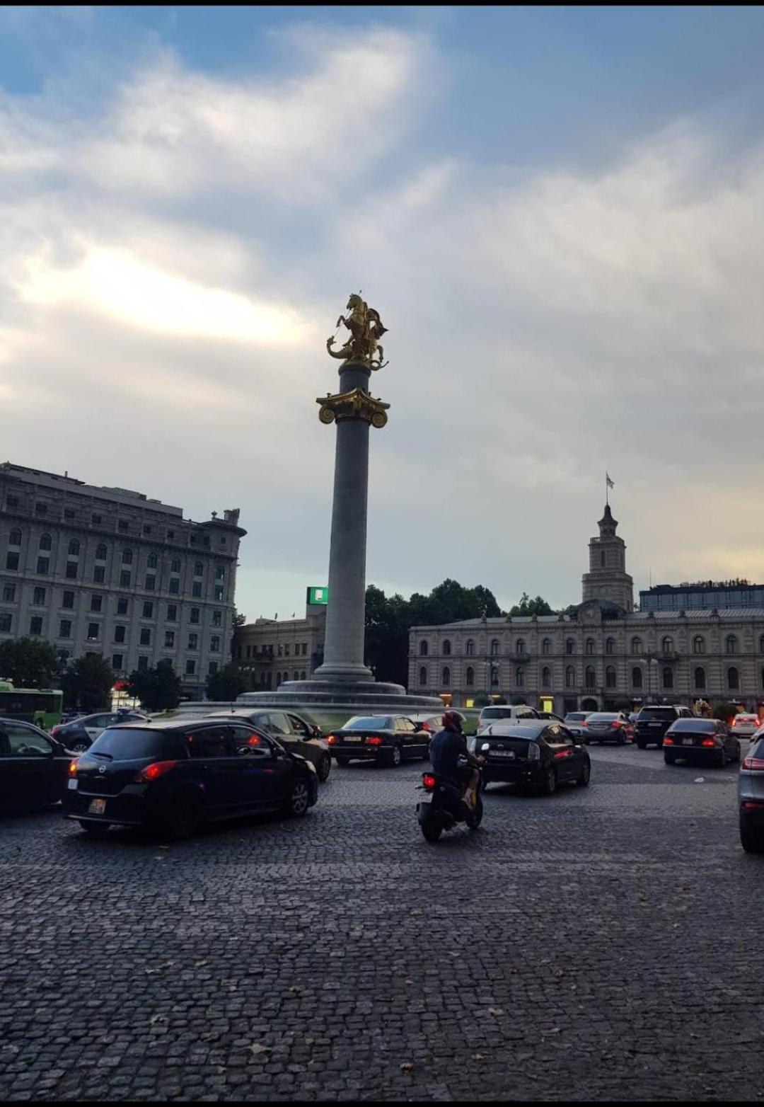 Luka Lägenhet Tbilisi Exteriör bild